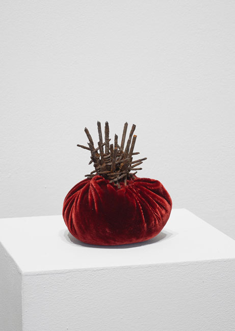 Heartbreak 2017; reclaimed military barbed wire; Glass Dome, silk velvet Heartbreak 2017; reclaimed military barbed wire; Glass Dome, silk velvet