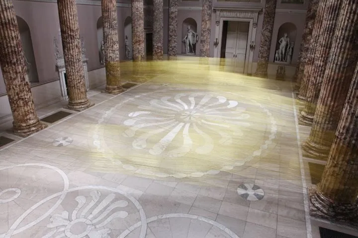 Site specific installation at Kedleston Hall

Derbyshire, 2010

105 Miles of Fine Gold Embroidery Thread