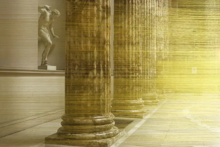 Site specific installation at Kedleston Hall

Derbyshire, 2010

105 Miles of Fine Gold Embroidery Thread