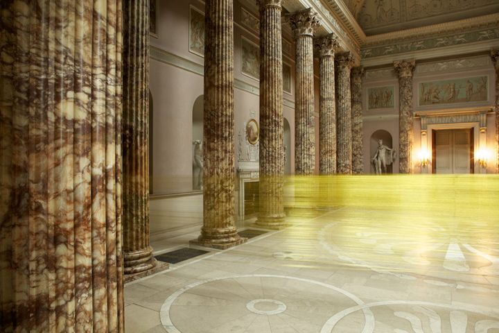 Site specific installation at Kedleston Hall

Derbyshire, 2010

105 Miles of Fine Gold Embroidery Thread